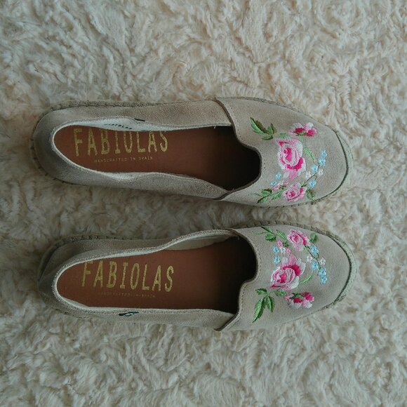 FABIOLAS Beige Suede Floral Embroidered Espadrilles Shoes 38 (US Size 7) - Picture 1 of 11